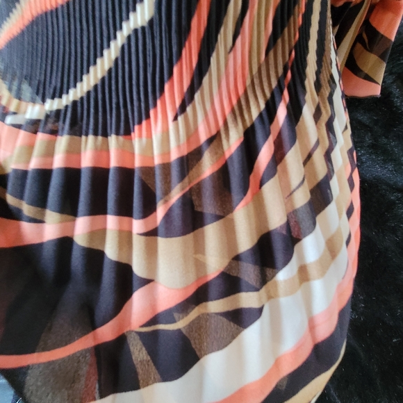 Multi colored blouse - Picture 3 of 6